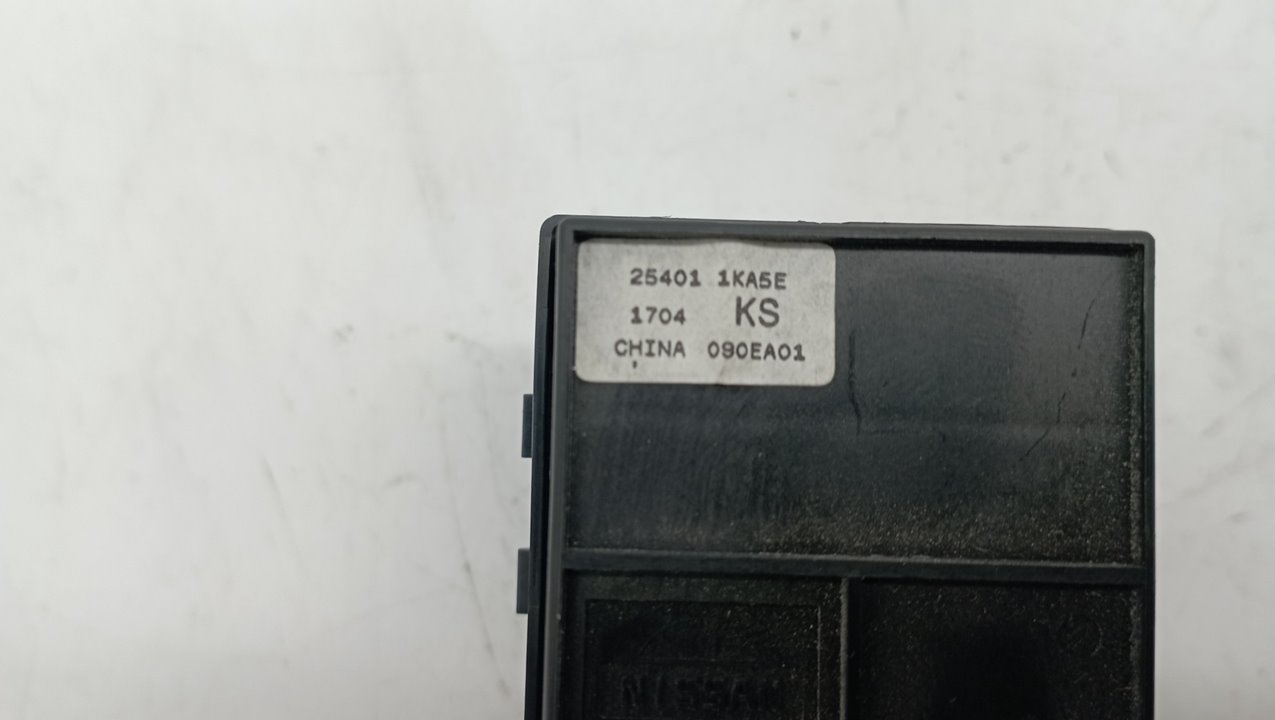 254011KA5E MANDO ELEVALUNAS DELANTERO IZQUIERDO NISSAN JUKE 2015 23299 devimagesvext/08283e45-1ba6-4c70-9a92-5b0ff35685bb/migcrv/imagenes/000/000/481/000000481596.jpeg