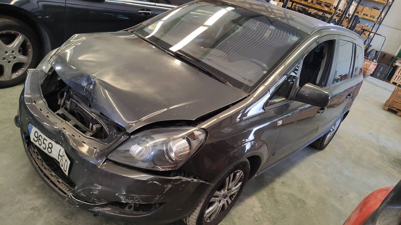 0130821456 ELEVALUNAS TRASERO DERECHO OPEL ZAFIRA B 2013 30185 devimagesvext/08283e45-1ba6-4c70-9a92-5b0ff35685bb/migcrv/imagenes/000/000/484/000000484068.jpeg
