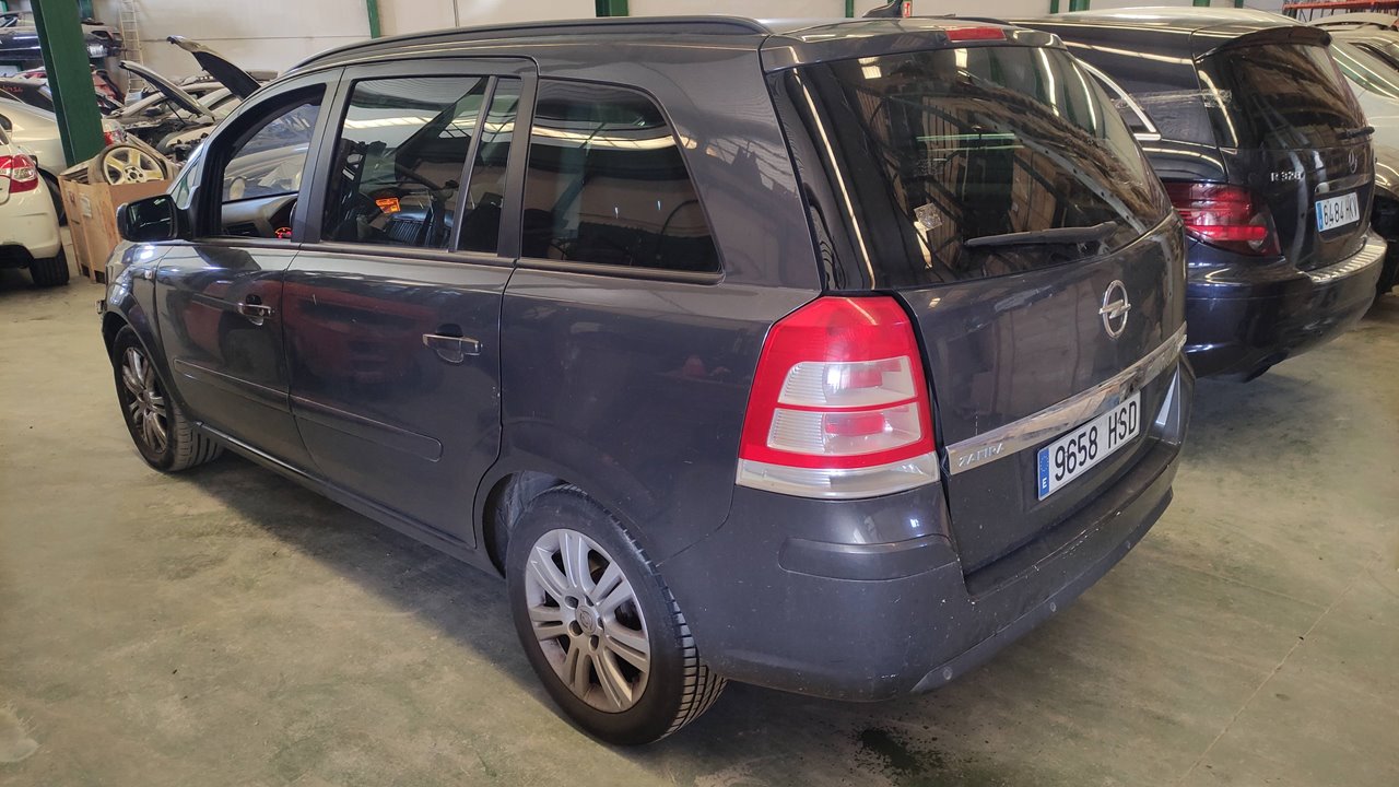 0130821456 ELEVALUNAS TRASERO DERECHO OPEL ZAFIRA B 2013 30185 devimagesvext/08283e45-1ba6-4c70-9a92-5b0ff35685bb/migcrv/imagenes/000/000/484/000000484072.jpeg