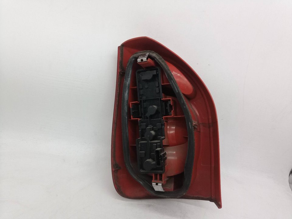 SIN DEFINIR PILOTO TRASERO DERECHO CITROEN XSARA PICASSO 2009 31525 devimagesvext/08283e45-1ba6-4c70-9a92-5b0ff35685bb/migcrv/imagenes/000/000/484/000000484246.jpeg