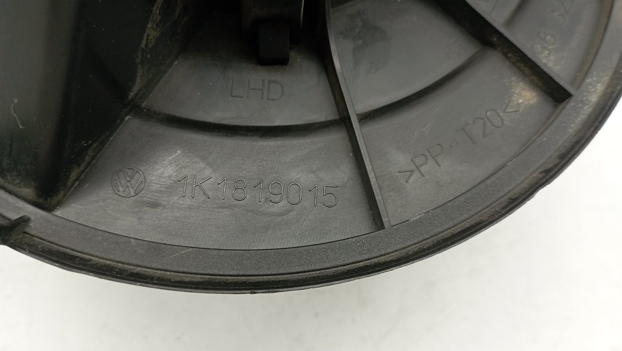 1K1819015 MOTOR CALEFACCION SEAT ALTEA 2005 24528 devimagesvext/08283e45-1ba6-4c70-9a92-5b0ff35685bb/migcrv/imagenes/000/000/486/000000486676.jpeg