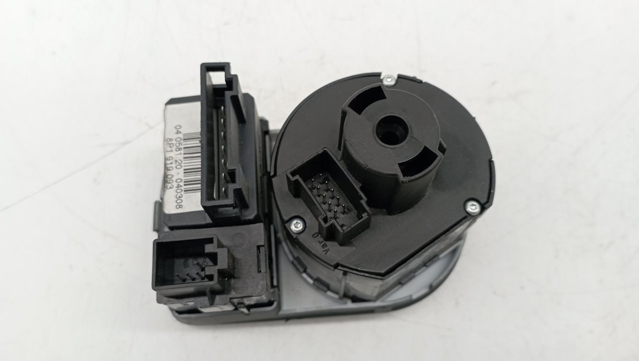 8P1919093 MANDO LUCES AUDI A3 2008 22297 devimagesvext/08283e45-1ba6-4c70-9a92-5b0ff35685bb/migcrv/imagenes/000/000/487/000000487436.jpeg