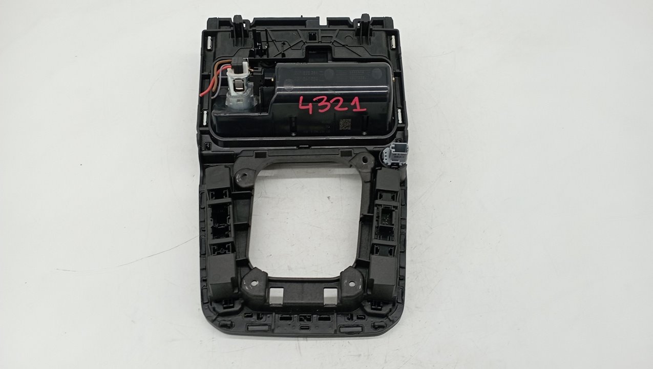 3G1857962A  VOLKSWAGEN PASSAT VARIANT 2021 23962 devimagesvext/08283e45-1ba6-4c70-9a92-5b0ff35685bb/migcrv/imagenes/000/000/487/000000487450.jpeg