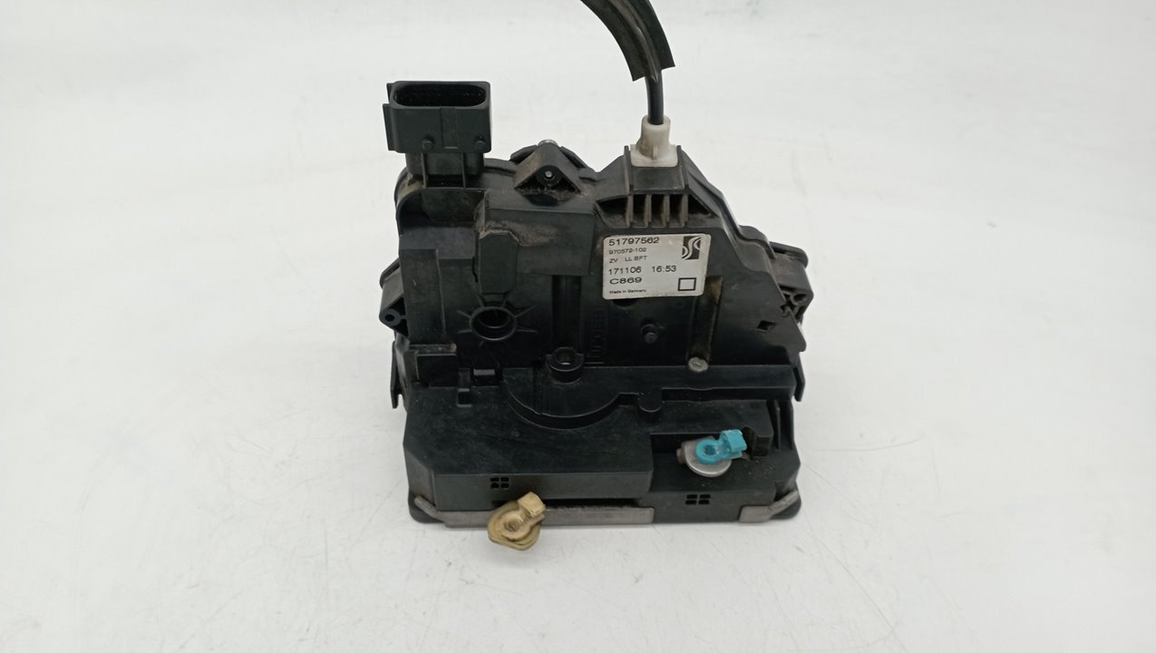 51797562 CERRADURA PUERTA DELANTERA DERECHA FIAT GRANDE PUNTO 2007 29497 devimagesvext/08283e45-1ba6-4c70-9a92-5b0ff35685bb/migcrv/imagenes/000/000/488/000000488802.jpeg
