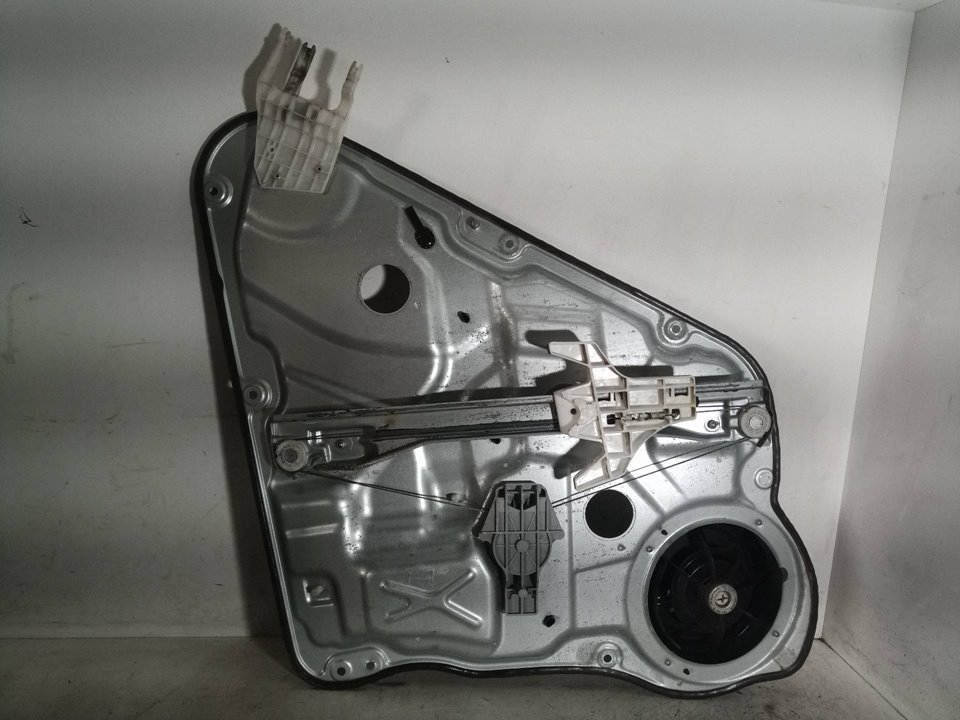 834701H020 ELEVALUNAS TRASERO IZQUIERDO KIA CEED 2010 30291 devimagesvext/08283e45-1ba6-4c70-9a92-5b0ff35685bb/migcrv/imagenes/000/000/490/000000490872.jpeg