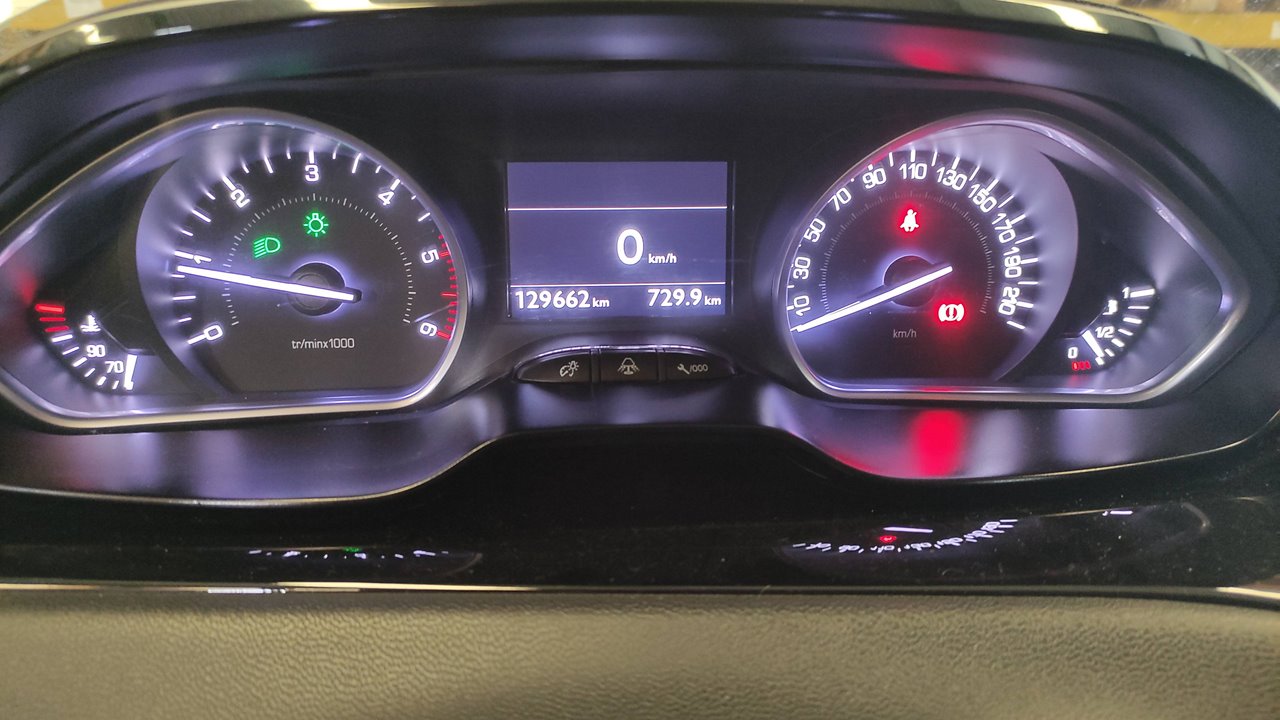 SIN DEFINIR BANDEJA TRASERA PEUGEOT 208 2012 26312 devimagesvext/08283e45-1ba6-4c70-9a92-5b0ff35685bb/migcrv/imagenes/000/000/499/000000499084.jpeg