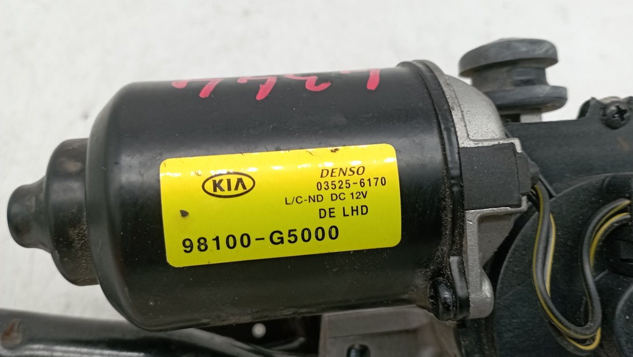 035256170 MOTOR LIMPIA DELANTERO KIA NIRO 2017 17633 devimagesvext/08283e45-1ba6-4c70-9a92-5b0ff35685bb/migcrv/imagenes/000/000/511/000000511398.jpeg