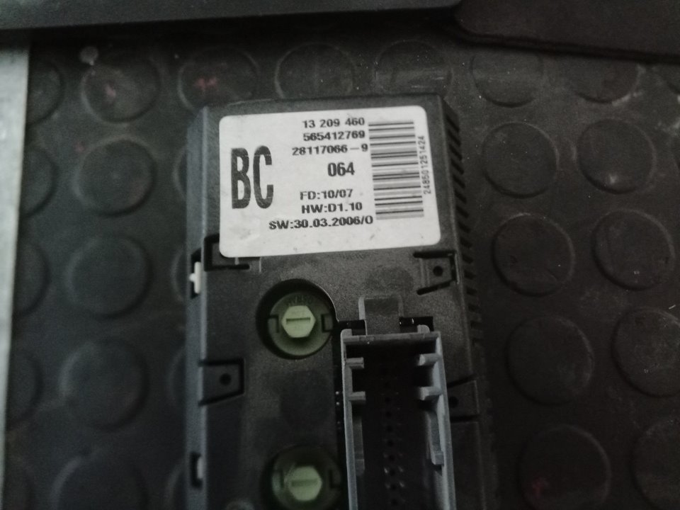 13209460  OPEL CORSA D 2007 24000 devimagesvext/08283e45-1ba6-4c70-9a92-5b0ff35685bb/migcrv/imagenes/000/000/515/000000515050.jpeg