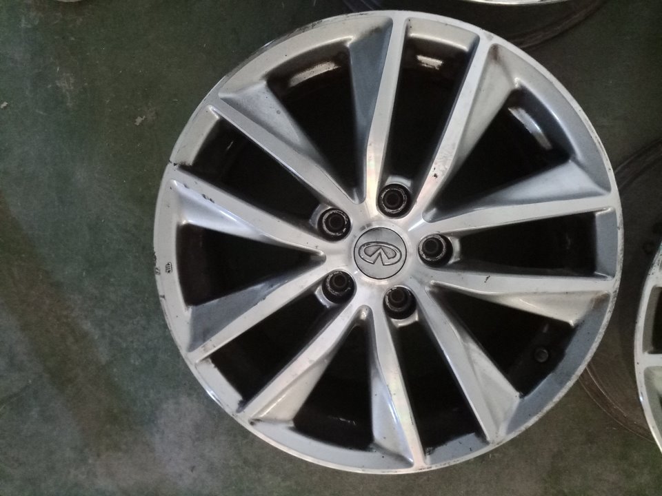 R17 JUEGO LLANTAS INFINITI Q50 2015 31020 devimagesvext/08283e45-1ba6-4c70-9a92-5b0ff35685bb/migcrv/imagenes/000/000/515/000000515930.jpeg