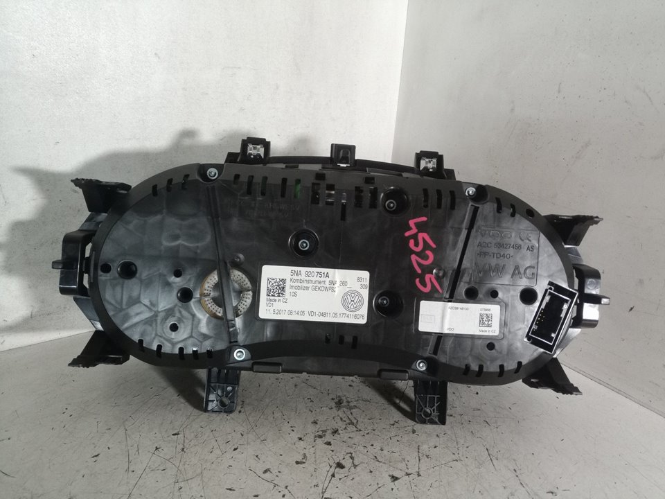 5NA920751AÑ CUADRO INSTRUMENTOS VOLKSWAGEN TIGUAN 2017 22156 devimagesvext/08283e45-1ba6-4c70-9a92-5b0ff35685bb/migcrv/imagenes/000/000/519/000000519196.jpeg