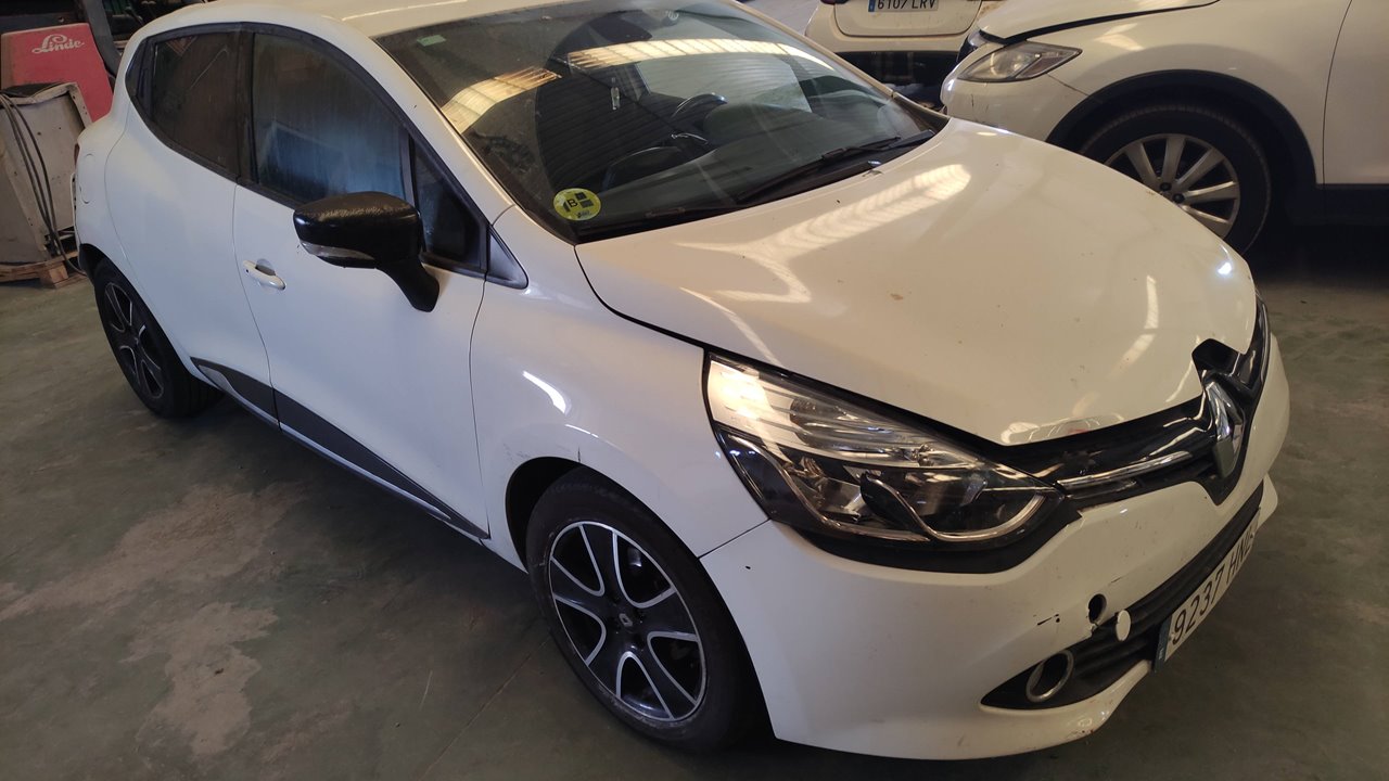 SIN DEFINIR JUEGO ASIENTOS COMPLETO RENAULT CLIO IV 2013 26101 devimagesvext/08283e45-1ba6-4c70-9a92-5b0ff35685bb/migcrv/imagenes/000/000/524/000000524960.jpeg