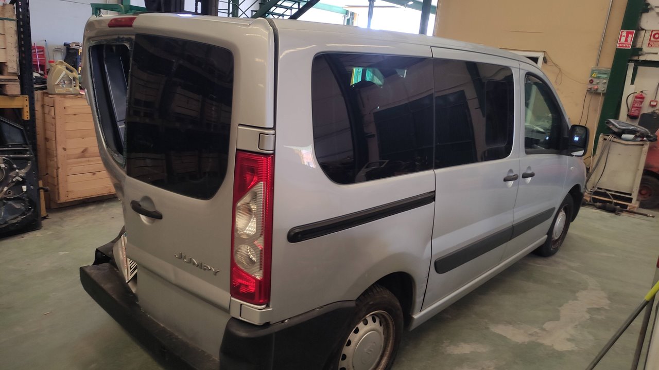 SIN DEFINIR REFUERZO PARAGOLPES DELANTERO CITROEN JUMPY 2011 25334 devimagesvext/08283e45-1ba6-4c70-9a92-5b0ff35685bb/migcrv/imagenes/000/000/526/000000526582.jpeg