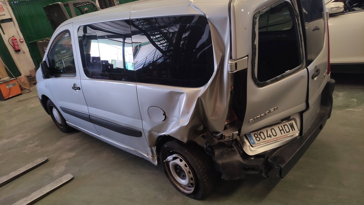 SIN DEFINIR REFUERZO PARAGOLPES DELANTERO CITROEN JUMPY 2011 25334 devimagesvext/08283e45-1ba6-4c70-9a92-5b0ff35685bb/migcrv/imagenes/000/000/526/000000526584.jpeg