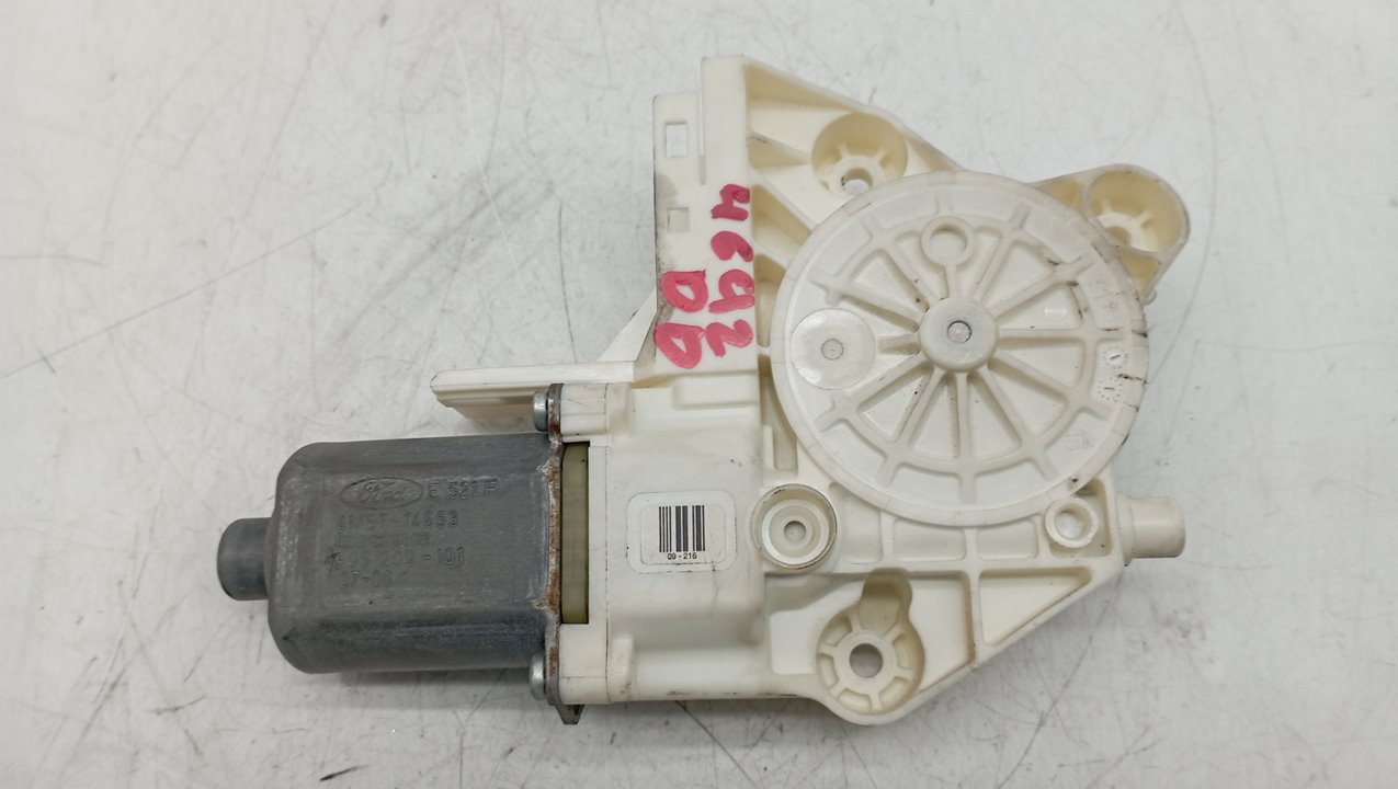 0130822216 MOTOR ELEVALUNAS DELANTERO DERECHO FORD FOCUS BERLINA 2007 17846 devimagesvext/08283e45-1ba6-4c70-9a92-5b0ff35685bb/migcrv/imagenes/000/000/529/000000529588.jpeg