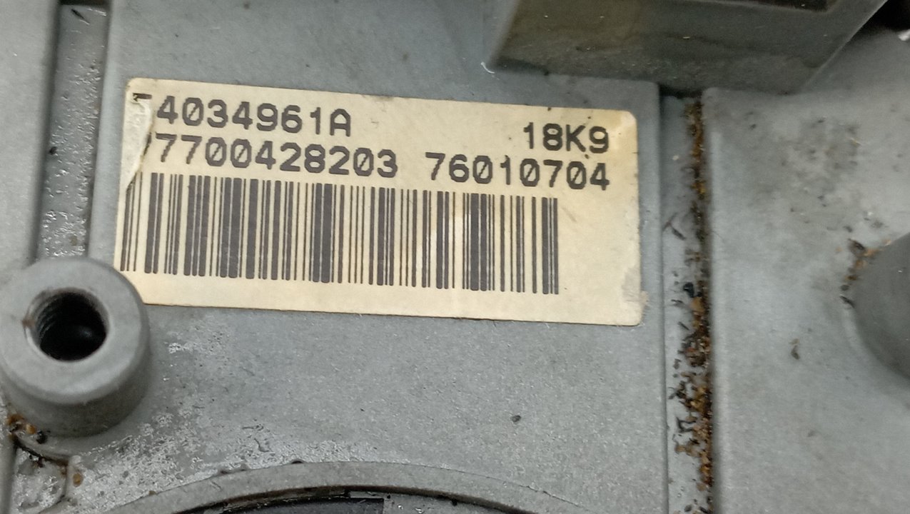 V7700428203 MANDO MULTIFUNCION RENAULT SCENIC I 1999 23655 devimagesvext/08283e45-1ba6-4c70-9a92-5b0ff35685bb/migcrv/imagenes/000/000/530/000000530079.jpeg