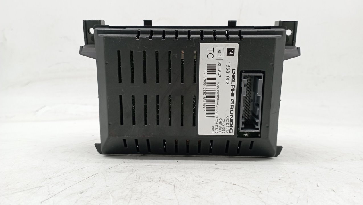 13381053 PANTALLA MULTIFUNCION OPEL ZAFIRA B 2013 23919 devimagesvext/08283e45-1ba6-4c70-9a92-5b0ff35685bb/migcrv/imagenes/000/000/530/000000530407.jpeg