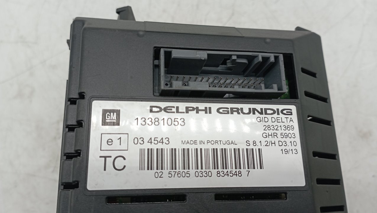 13381053 PANTALLA MULTIFUNCION OPEL ZAFIRA B 2013 23919 devimagesvext/08283e45-1ba6-4c70-9a92-5b0ff35685bb/migcrv/imagenes/000/000/530/000000530409.jpeg
