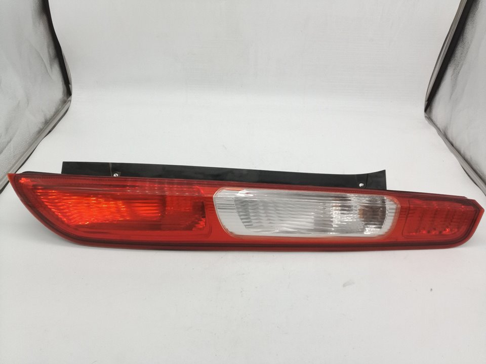 SIN DEFINIR PILOTO TRASERO DERECHO FORD FOCUS BERLINA 2007 31495 devimagesvext/08283e45-1ba6-4c70-9a92-5b0ff35685bb/migcrv/imagenes/000/000/535/000000535944.jpeg