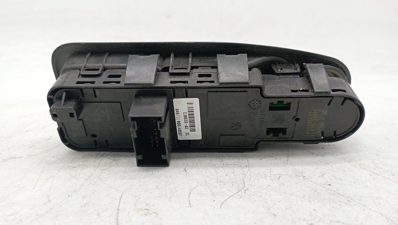 E30639023C MANDO ELEVALUNAS DELANTERO IZQUIERDO CITROEN JUMPY 2011 23176 devimagesvext/08283e45-1ba6-4c70-9a92-5b0ff35685bb/migcrv/imagenes/000/000/536/000000536298.jpeg
