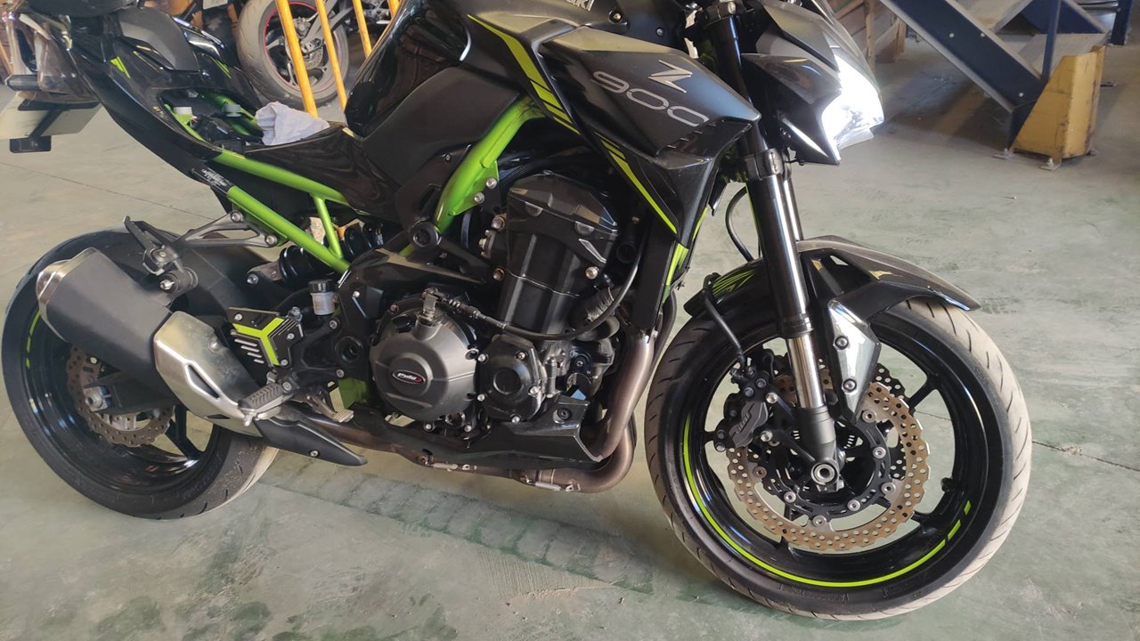 550280708 MOLDURA KAWASAKI Z 900 2022 8501 devimagesvext/08283e45-1ba6-4c70-9a92-5b0ff35685bb/migcrv/imagenes/000/000/542/000000542410.jpeg