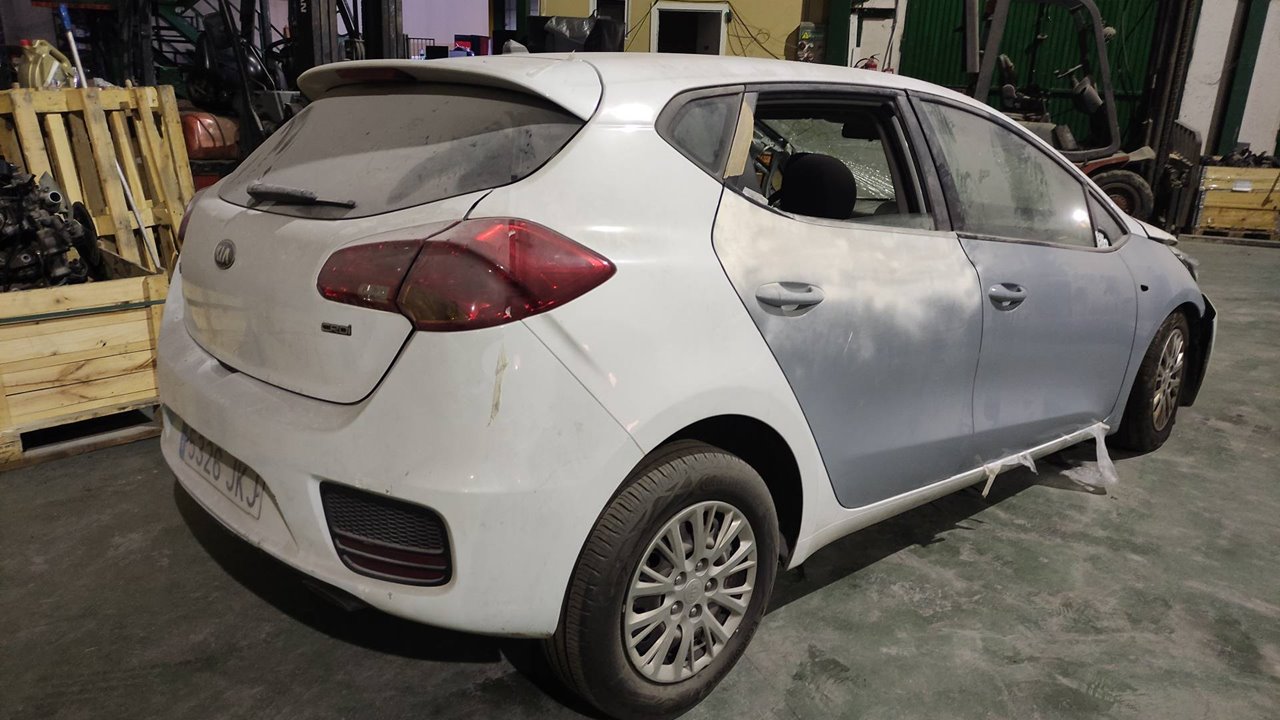 F500JDCCF02 COMPRESOR AIRE ACONDICIONADO KIA CEED 2015 9747 devimagesvext/08283e45-1ba6-4c70-9a92-5b0ff35685bb/migcrv/imagenes/000/000/546/000000546230.jpeg