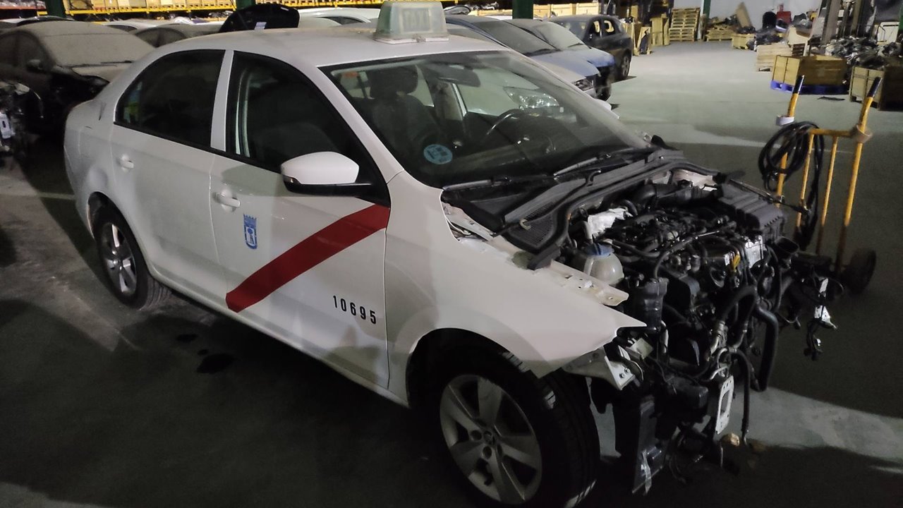 SIN DEFINIR BANDEJA TRASERA SKODA RAPID 2017 26298 devimagesvext/08283e45-1ba6-4c70-9a92-5b0ff35685bb/migcrv/imagenes/000/000/546/000000546730.jpeg