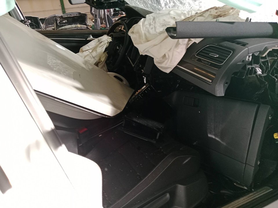 A6D5TA839016D CERRADURA PUERTA TRASERA DERECHA VOLKSWAGEN GOLF VII BERLINA 2024 30542 devimagesvext/08283e45-1ba6-4c70-9a92-5b0ff35685bb/migcrv/imagenes/000/000/551/000000551842.jpeg