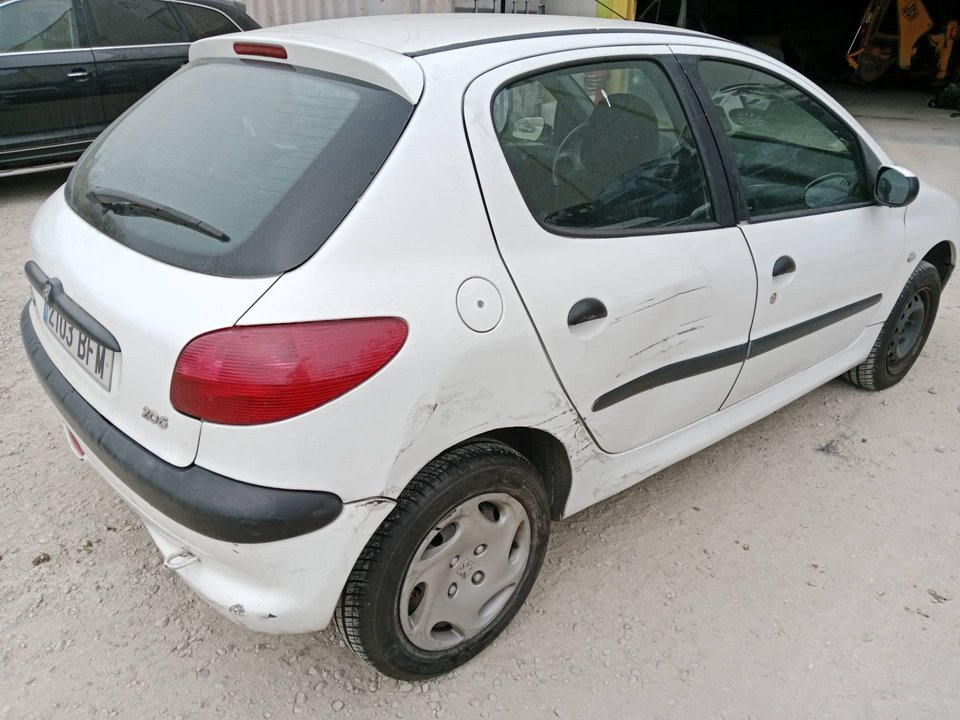 SIN DEFINIR PILOTO TRASERO DERECHO PEUGEOT 206 2001 31629 devimagesvext/08283e45-1ba6-4c70-9a92-5b0ff35685bb/migcrv/imagenes/000/000/552/000000552832.jpeg