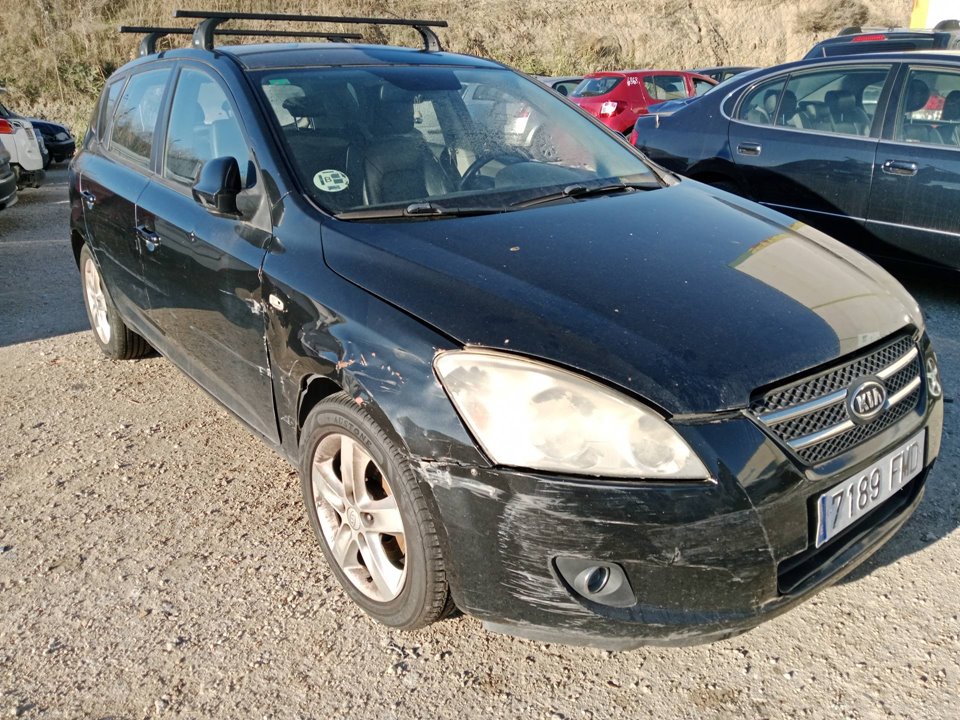 921011H000 FARO IZQUIERDO KIA CEED 2007 33463 devimagesvext/08283e45-1ba6-4c70-9a92-5b0ff35685bb/migcrv/imagenes/000/000/554/000000554932.jpeg