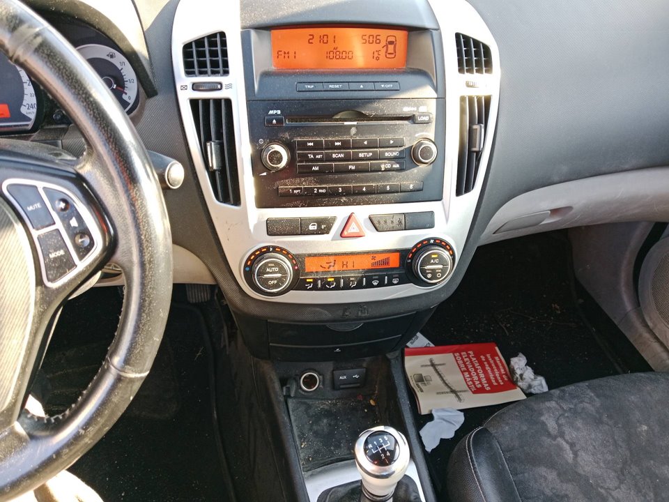 921011H000 FARO IZQUIERDO KIA CEED 2007 33463 devimagesvext/08283e45-1ba6-4c70-9a92-5b0ff35685bb/migcrv/imagenes/000/000/554/000000554944.jpeg