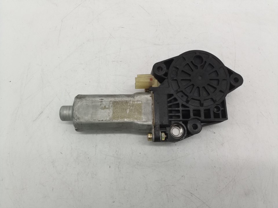 SIN DEFINIR MOTOR ELEVALUNAS TRASERO IZQUIERDO HYUNDAI TRAJET 2003 18221 devimagesvext/08283e45-1ba6-4c70-9a92-5b0ff35685bb/migcrv/imagenes/000/000/556/000000556326.jpeg