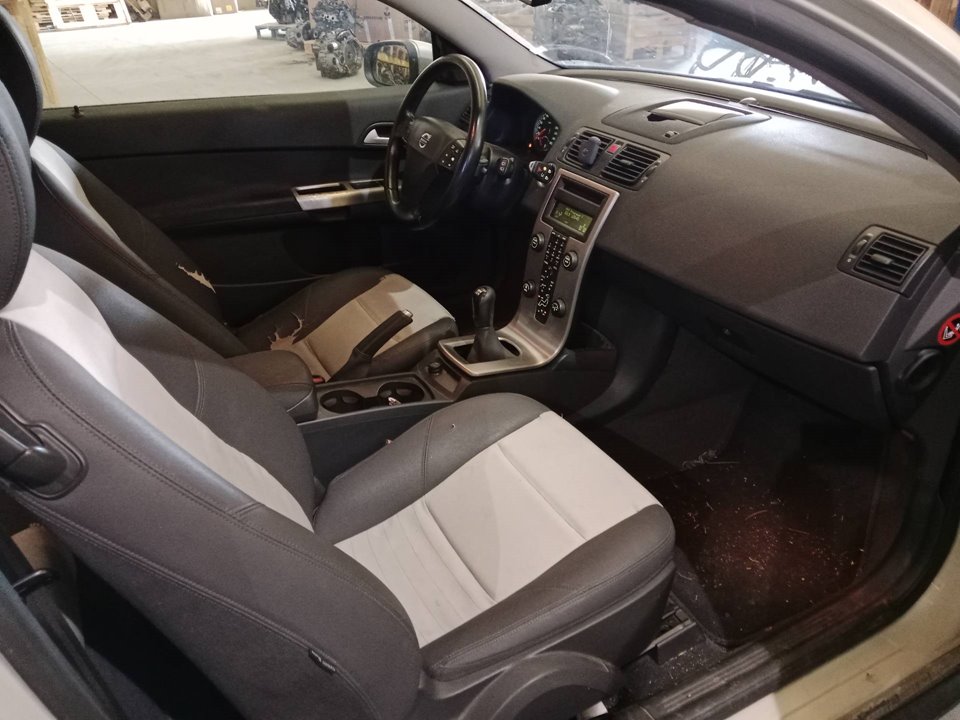 SIN DEFINIR PORTON TRASERO VOLVO C30 2007 30588 devimagesvext/08283e45-1ba6-4c70-9a92-5b0ff35685bb/migcrv/imagenes/000/000/556/000000556982.jpeg