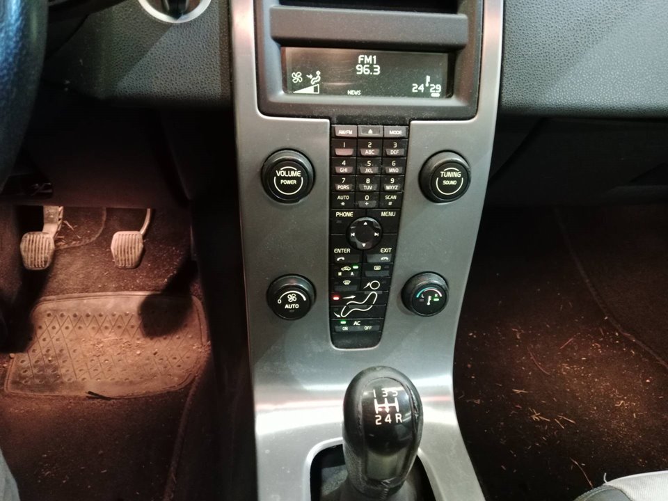 SIN DEFINIR PORTON TRASERO VOLVO C30 2007 30588 devimagesvext/08283e45-1ba6-4c70-9a92-5b0ff35685bb/migcrv/imagenes/000/000/556/000000556990.jpeg