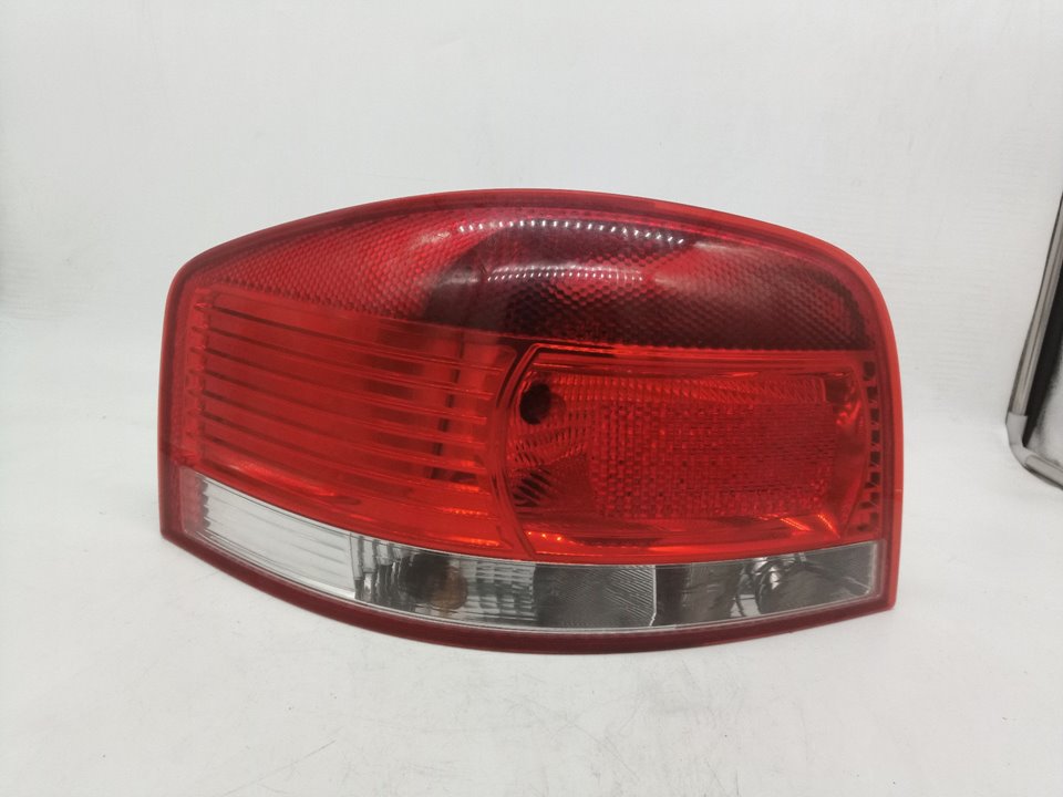 SIN DEFINIR PILOTO TRASERO IZQUIERDO AUDI A3 2003 31707 devimagesvext/08283e45-1ba6-4c70-9a92-5b0ff35685bb/migcrv/imagenes/000/000/558/000000558976.jpeg