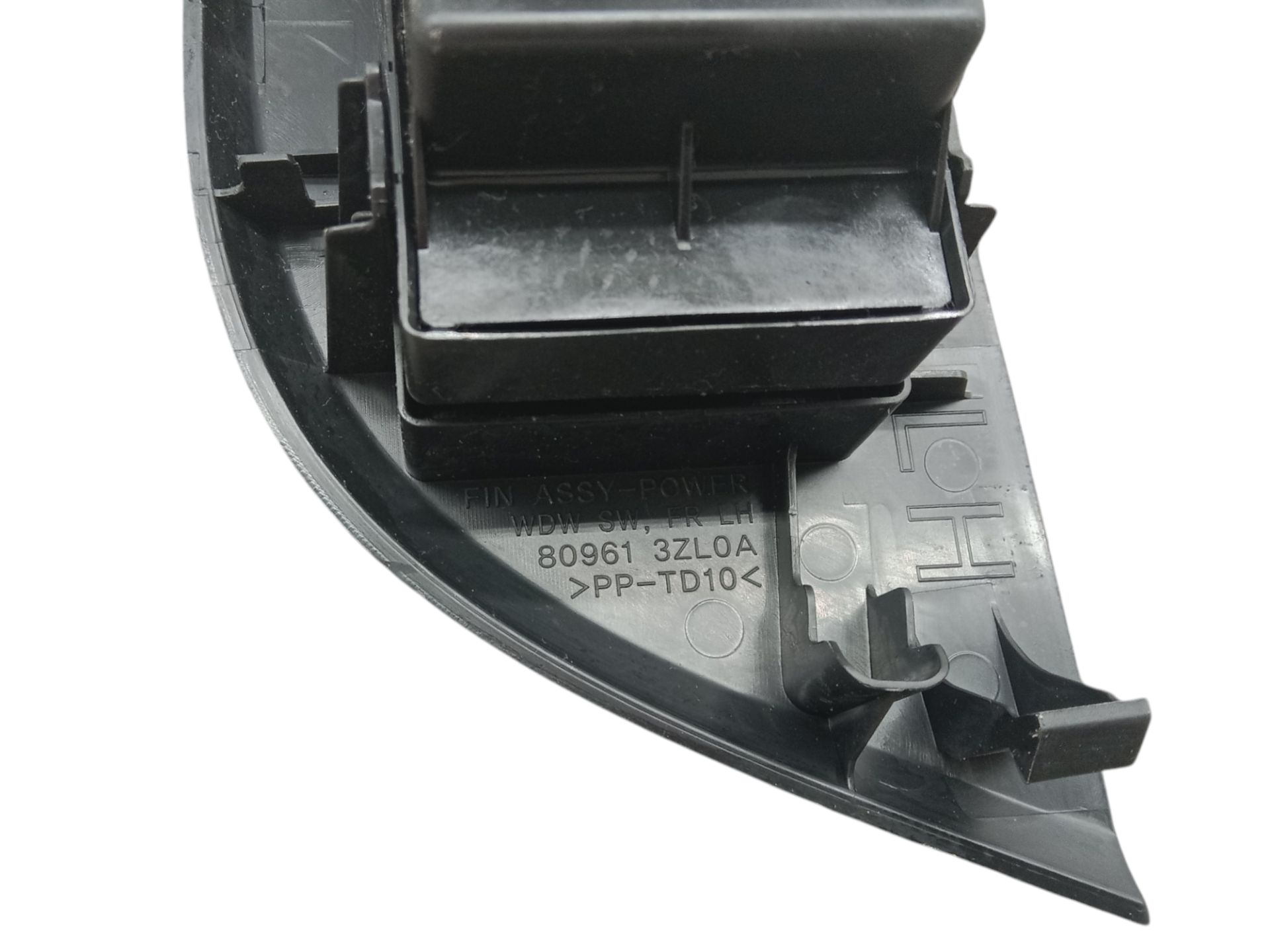 809613ZL0A MANDO ELEVALUNAS DELANTERO IZQUIERDO NISSAN PULSAR 2015 12623 devimagesvext/08283e45-1ba6-4c70-9a92-5b0ff35685bb/migcrv/imagenes/000/000/565/000000565231.jpeg