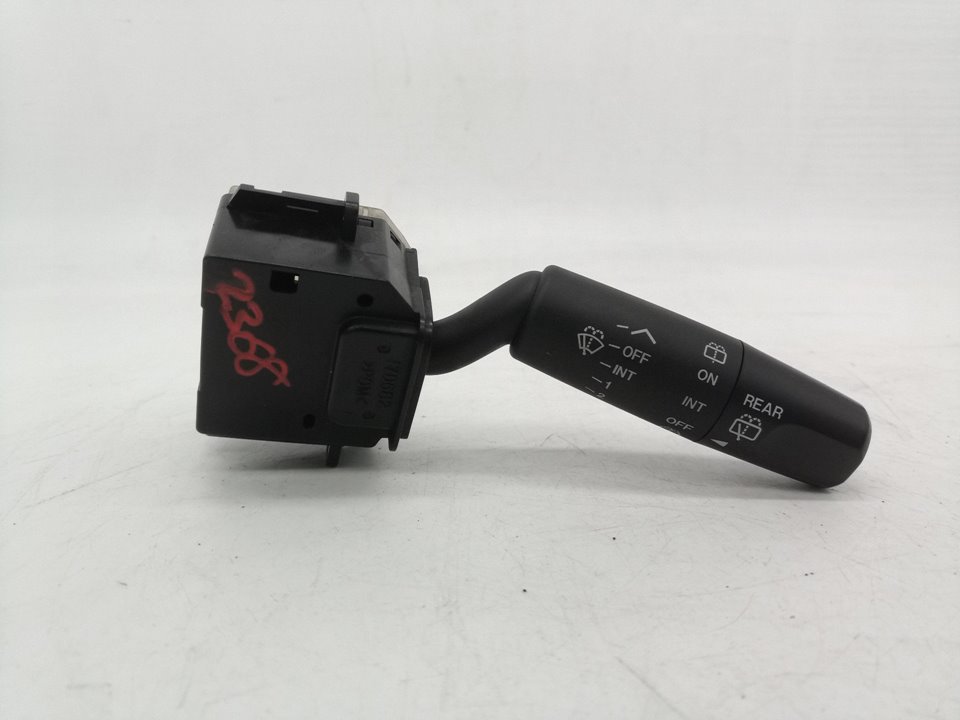 17D682 MANDO LIMPIA MAZDA 3 BERLINA 2004 22502 devimagesvext/08283e45-1ba6-4c70-9a92-5b0ff35685bb/migcrv/imagenes/000/000/570/000000570052.jpeg