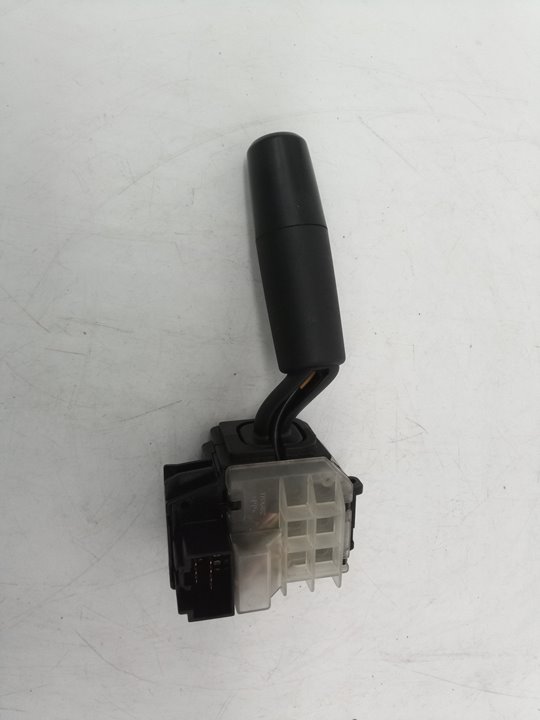 17D682 MANDO LIMPIA MAZDA 3 BERLINA 2004 22502 devimagesvext/08283e45-1ba6-4c70-9a92-5b0ff35685bb/migcrv/imagenes/000/000/570/000000570054.jpeg