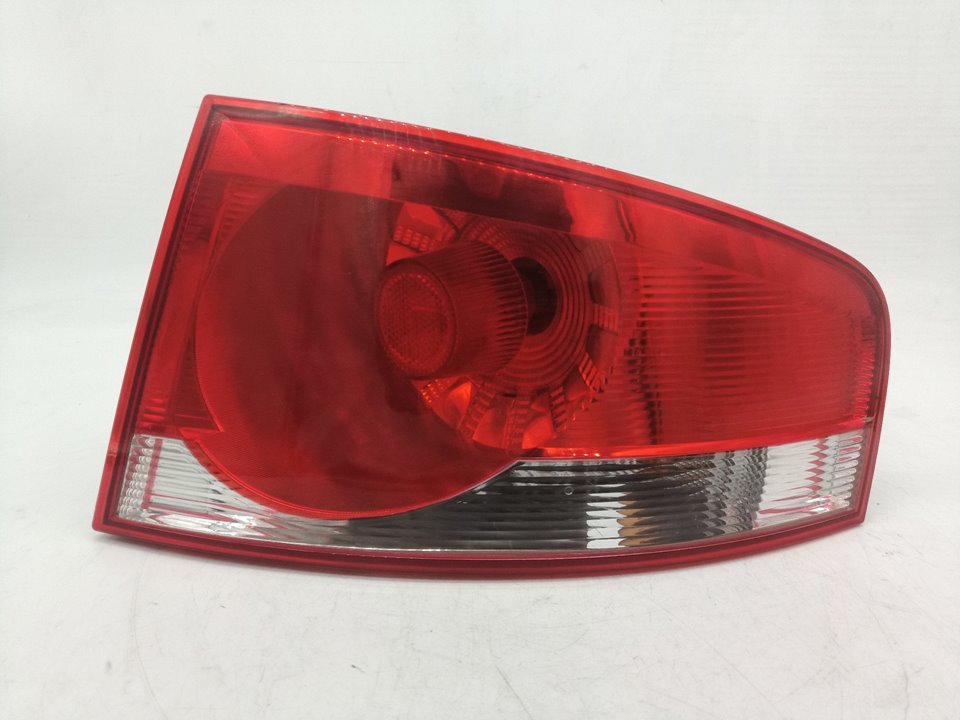 SIN DEFINIR PILOTO TRASERO DERECHO SEAT ALTEA XL 2014 31808 devimagesvext/08283e45-1ba6-4c70-9a92-5b0ff35685bb/migcrv/imagenes/000/000/575/000000575480.jpeg