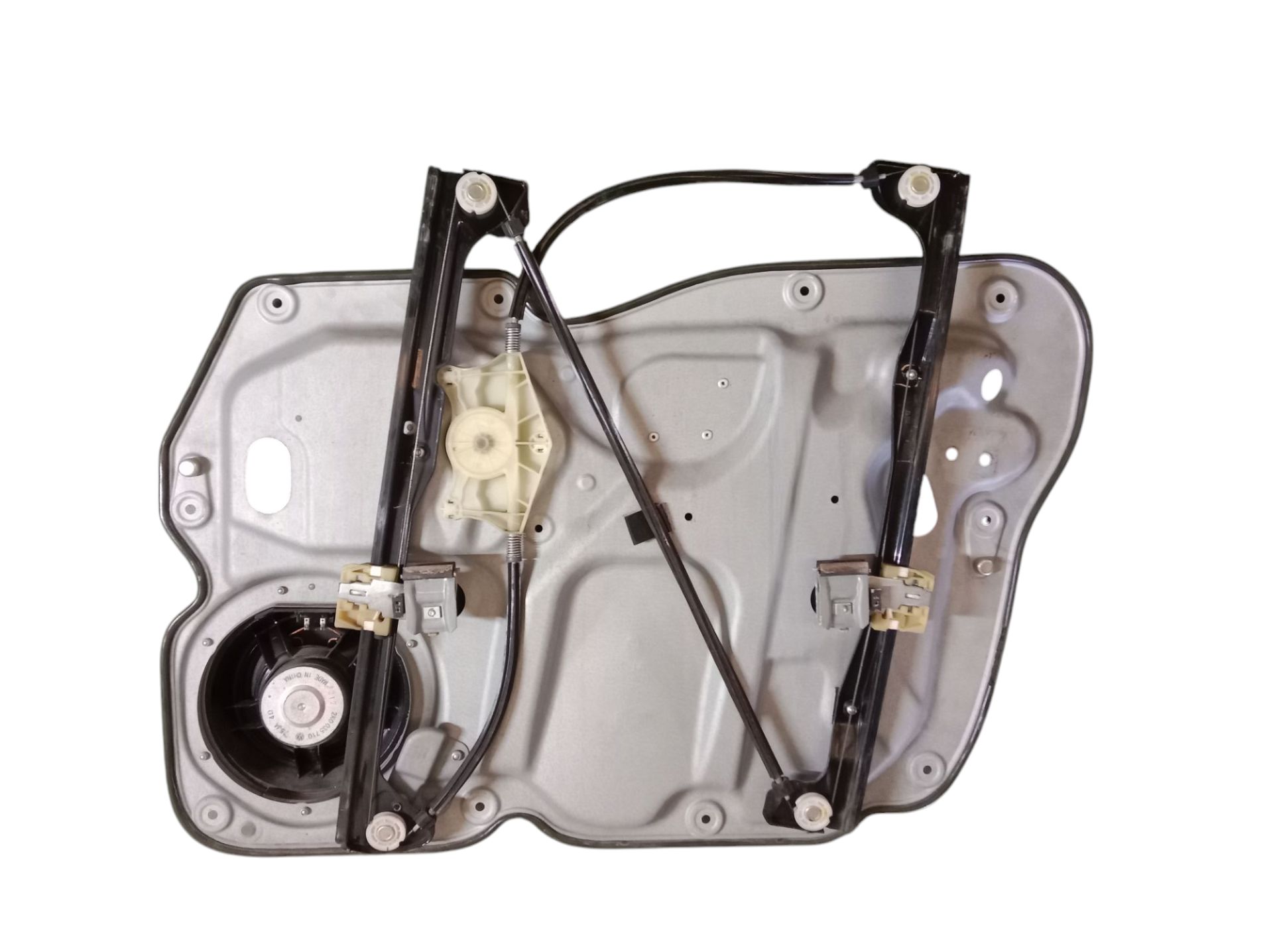 2K1837751KG2 ELEVALUNAS DELANTERO IZQUIERDO VOLKSWAGEN CADDY 2012 8832 devimagesvext/08283e45-1ba6-4c70-9a92-5b0ff35685bb/migcrv/imagenes/000/000/578/000000578127.jpeg