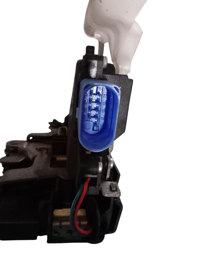 3D1837016AQ CERRADURA PUERTA DELANTERA DERECHA VOLKSWAGEN CADDY 2012 8698 devimagesvext/08283e45-1ba6-4c70-9a92-5b0ff35685bb/migcrv/imagenes/000/000/579/000000579843.jpeg