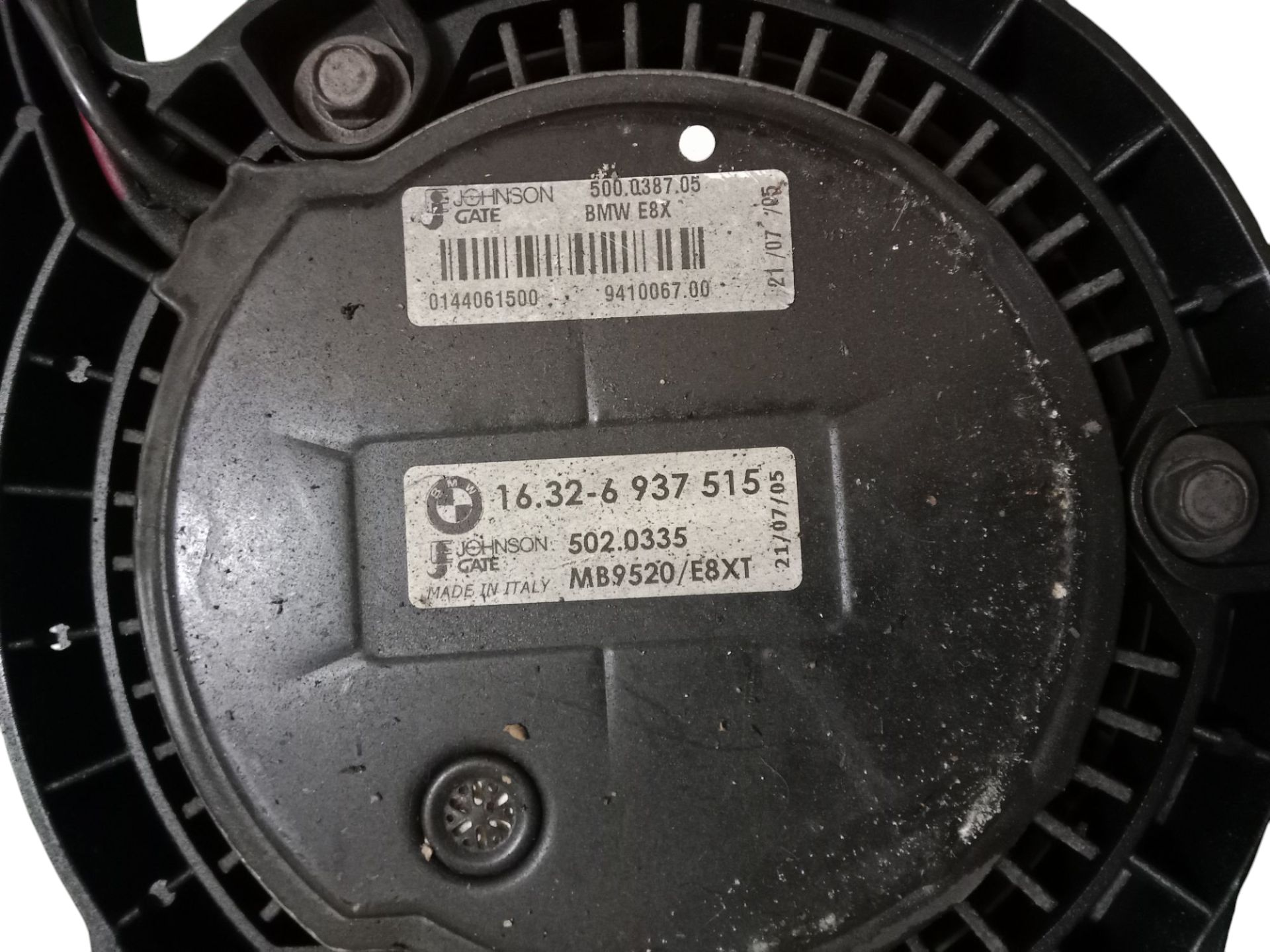 500038705 ELECTROVENTILADOR RADIADOR AIRE ACONDICIONADO BMW 3 BERLINA 2005 10030 devimagesvext/08283e45-1ba6-4c70-9a92-5b0ff35685bb/migcrv/imagenes/000/000/580/000000580773.jpeg