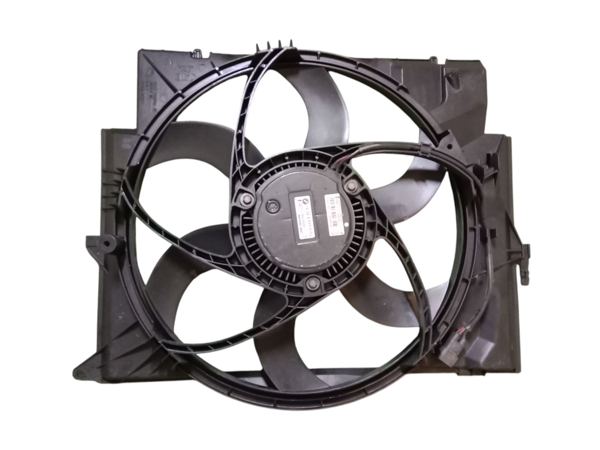 500038705 ELECTROVENTILADOR RADIADOR AIRE ACONDICIONADO BMW 3 BERLINA 2005 10030 devimagesvext/08283e45-1ba6-4c70-9a92-5b0ff35685bb/migcrv/imagenes/000/000/580/000000580775.jpeg