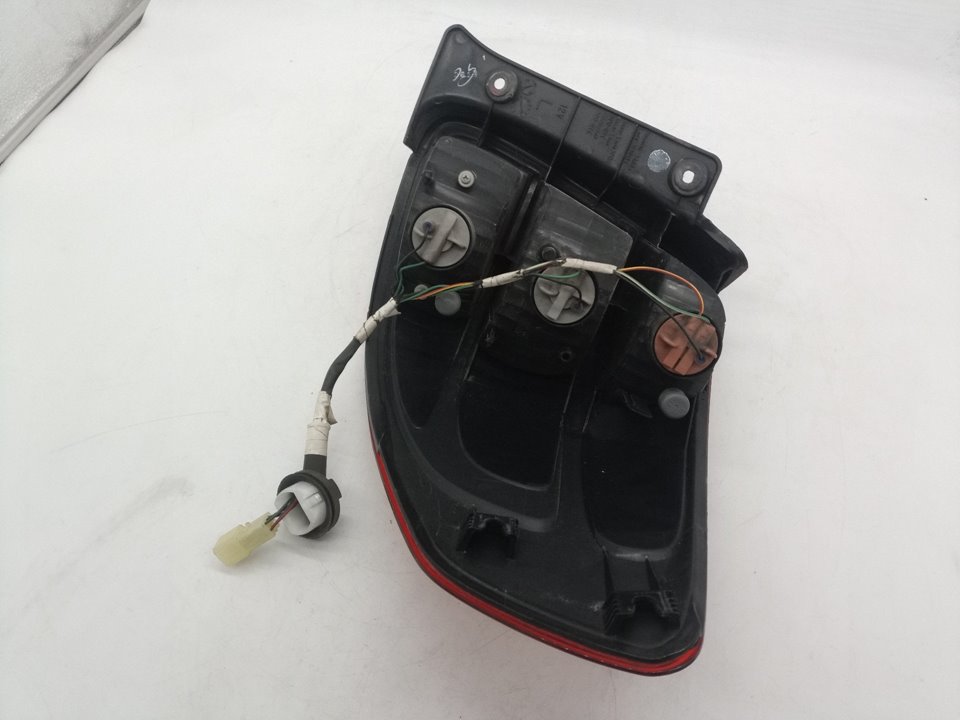 SIN DEFINIR PILOTO TRASERO IZQUIERDO SUZUKI SX4 2007 32112 devimagesvext/08283e45-1ba6-4c70-9a92-5b0ff35685bb/migcrv/imagenes/000/000/585/000000585837.jpeg