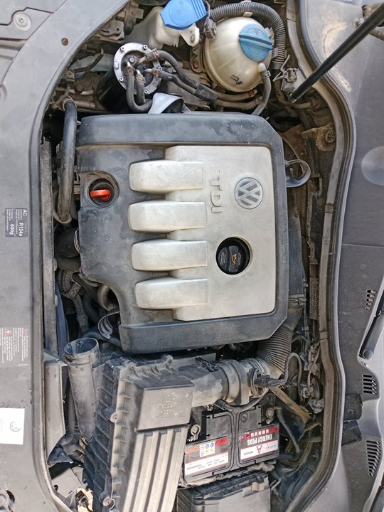 18506B0685 CAJA MARIPOSA VOLKSWAGEN PASSAT BERLINA 2006 34534 devimagesvext/08283e45-1ba6-4c70-9a92-5b0ff35685bb/migcrv/imagenes/000/000/585/000000585979.jpeg