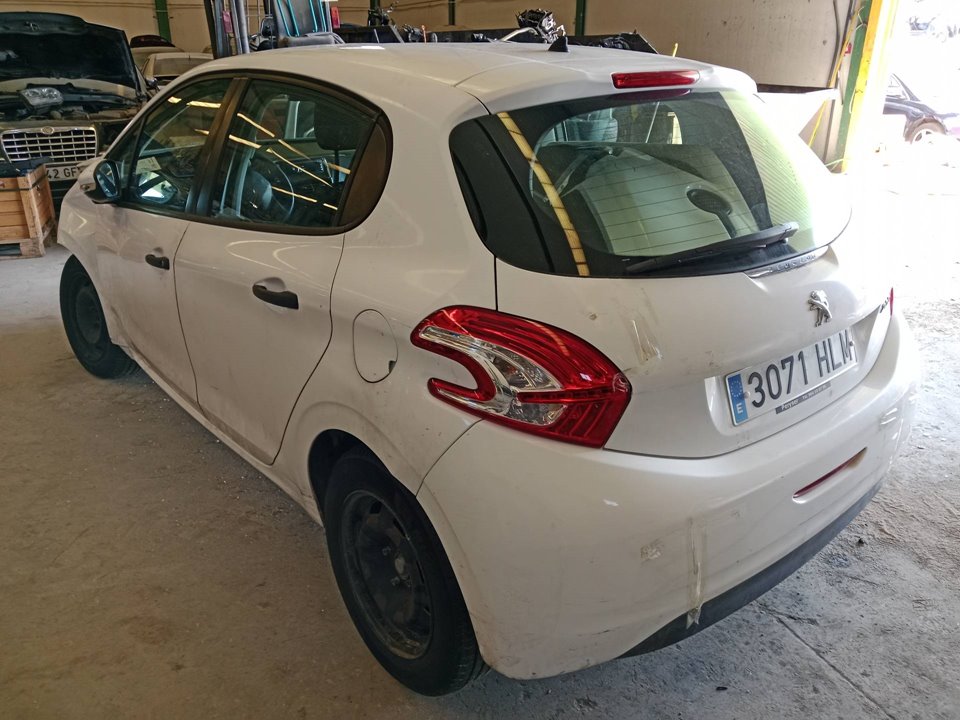 9673028680 CAJA RELES FUSIBLES PEUGEOT 208 2012 18618 devimagesvext/08283e45-1ba6-4c70-9a92-5b0ff35685bb/migcrv/imagenes/000/000/586/000000586267.jpeg