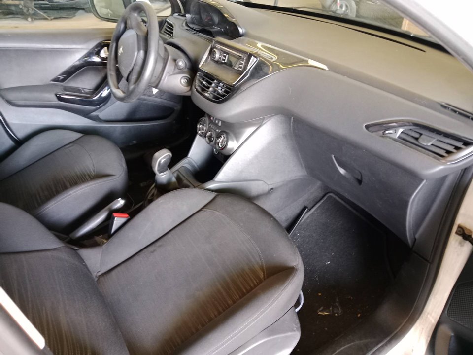 9673028680 CAJA RELES FUSIBLES PEUGEOT 208 2012 18618 devimagesvext/08283e45-1ba6-4c70-9a92-5b0ff35685bb/migcrv/imagenes/000/000/586/000000586273.jpeg