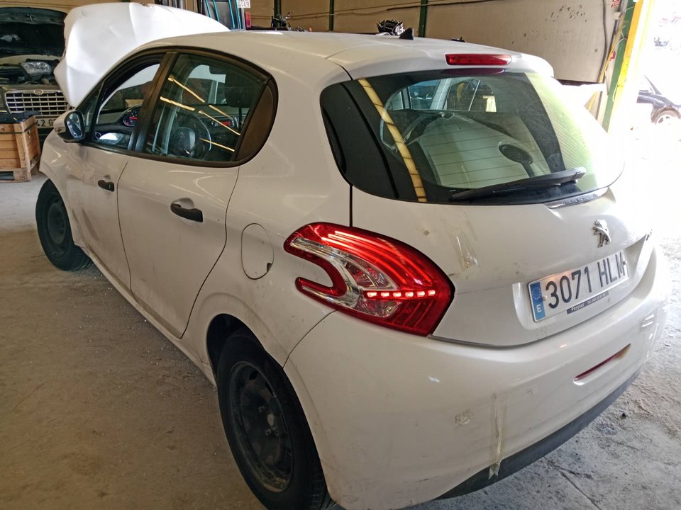 9673028680 CAJA RELES FUSIBLES PEUGEOT 208 2012 18618 devimagesvext/08283e45-1ba6-4c70-9a92-5b0ff35685bb/migcrv/imagenes/000/000/586/000000586279.jpeg