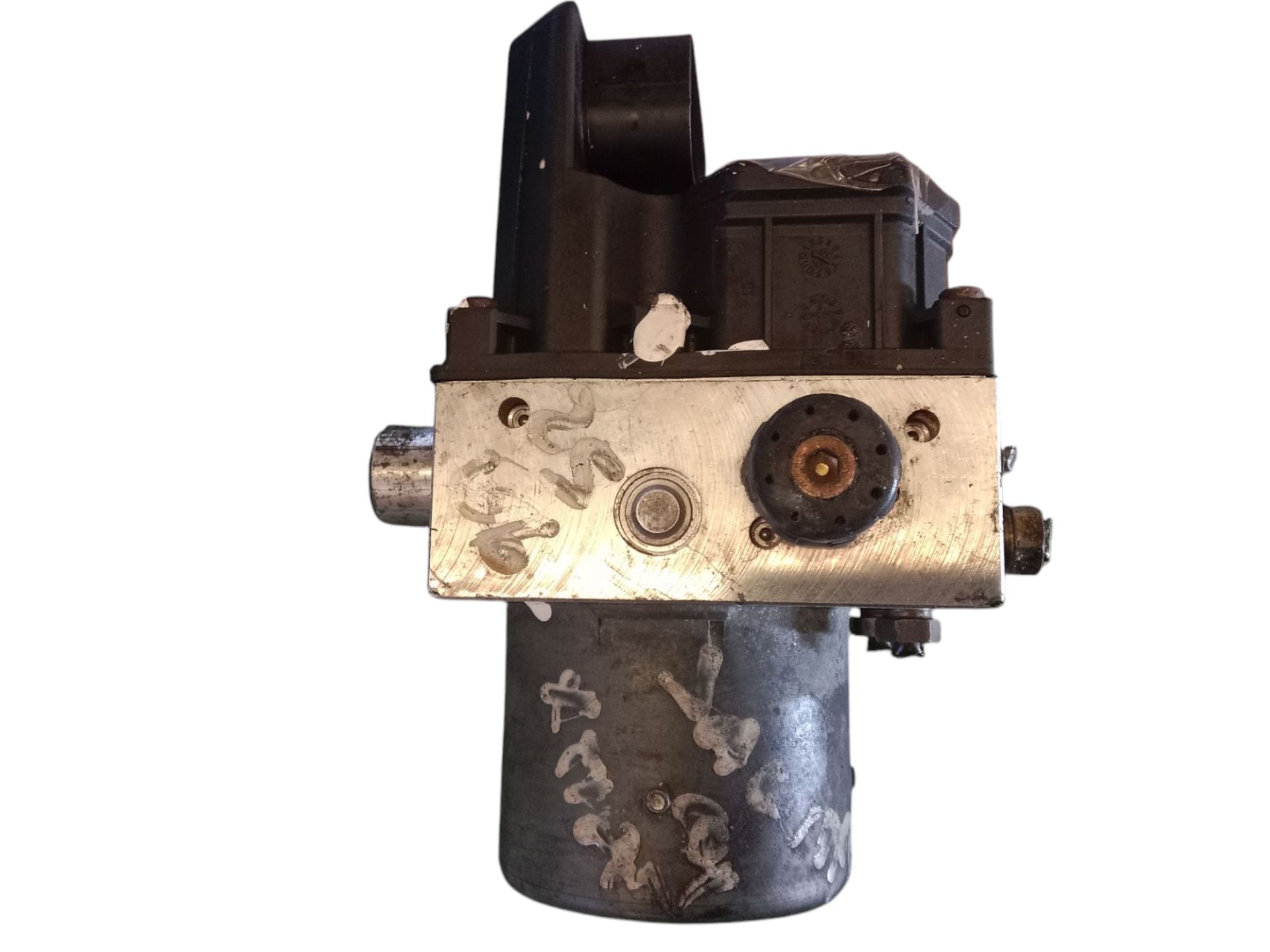 0265800008 ABS JAGUAR X-TYPE 2001 13548 devimagesvext/08283e45-1ba6-4c70-9a92-5b0ff35685bb/migcrv/imagenes/000/000/589/000000589280.jpeg