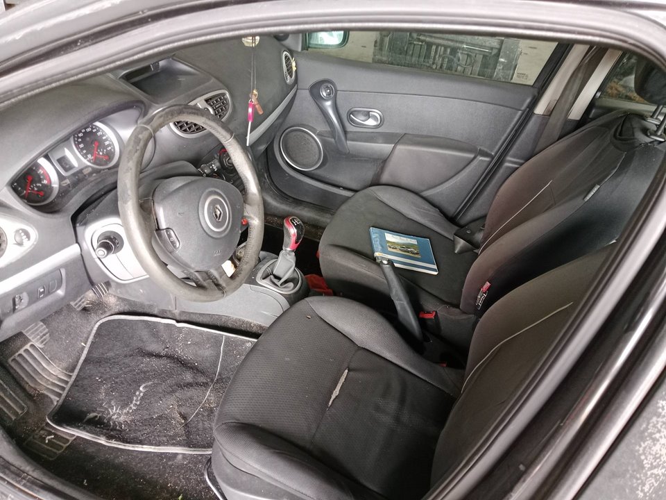 820049950 TRANSMISION DELANTERA DERECHA RENAULT CLIO III 2007 10896 devimagesvext/08283e45-1ba6-4c70-9a92-5b0ff35685bb/migcrv/imagenes/000/000/590/000000590275.jpeg