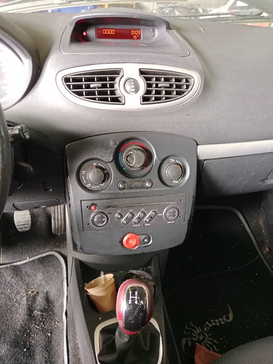 820049950 TRANSMISION DELANTERA DERECHA RENAULT CLIO III 2007 10896 devimagesvext/08283e45-1ba6-4c70-9a92-5b0ff35685bb/migcrv/imagenes/000/000/590/000000590279.jpeg